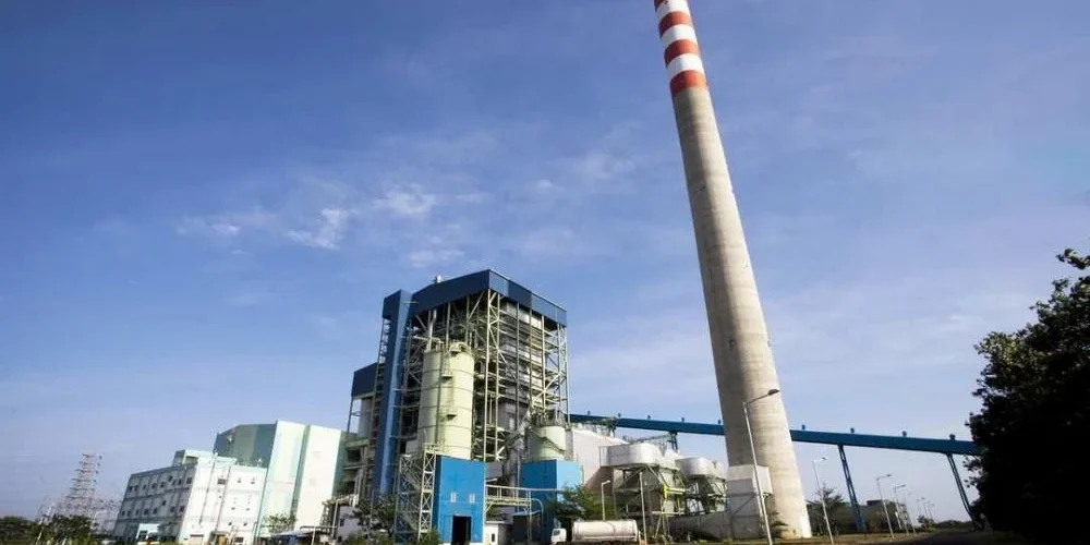 PLTU Cirebon-1 dengan kapasitas 660 megawatt (MW) yang berlokasi di Jawa Barat rencananya akan dipensiunkan lebih awal melalui skema energy transition mechanism.

