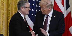 PM Keir Starmer dengn Presiden Trump