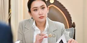 PM Thailand, Paetongtarn Shinawatra diberhentikan