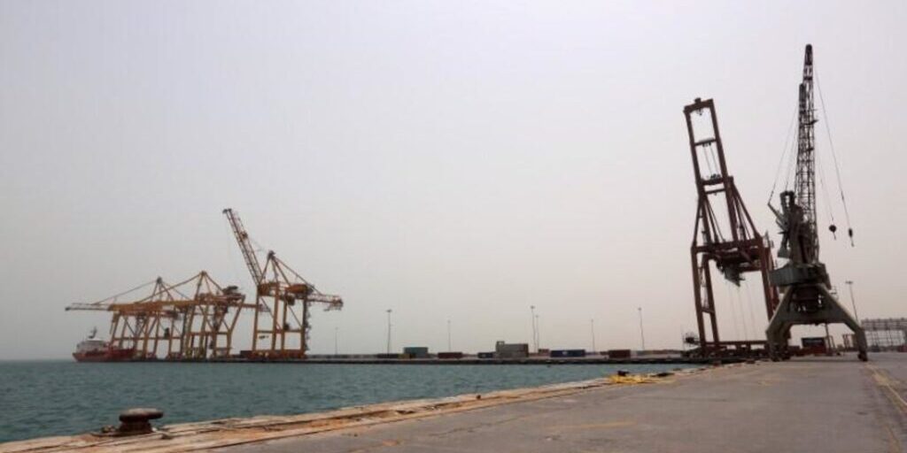 Pelabuhan Laut Merah Hodeidah, Yaman yang dikuasai Houthi.