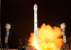 Peluncuran Satelit Korea Utara meledak