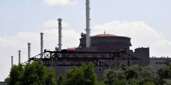 Pembangkit Listrik Tenaga Nuklir (PLTN) Zaporizhzhia di Ukraina