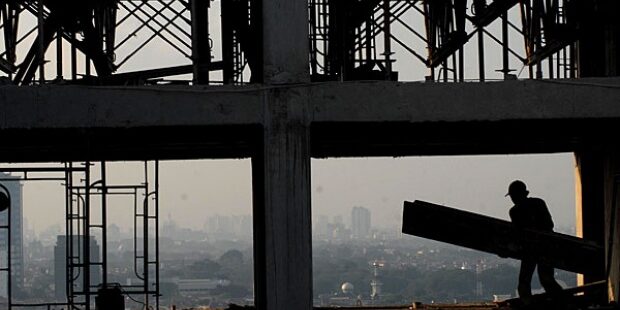 Pembangunan gedung bertingkat tinggi di Jakarta oleh perusahaan Korsel