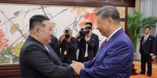 Pemimpin Korut Kim Jong Un bertemu Presiden China Xi Jinping