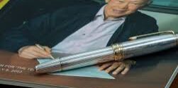 Pena Montblanc milik mantan PM Singapura Lee Kuan Yew