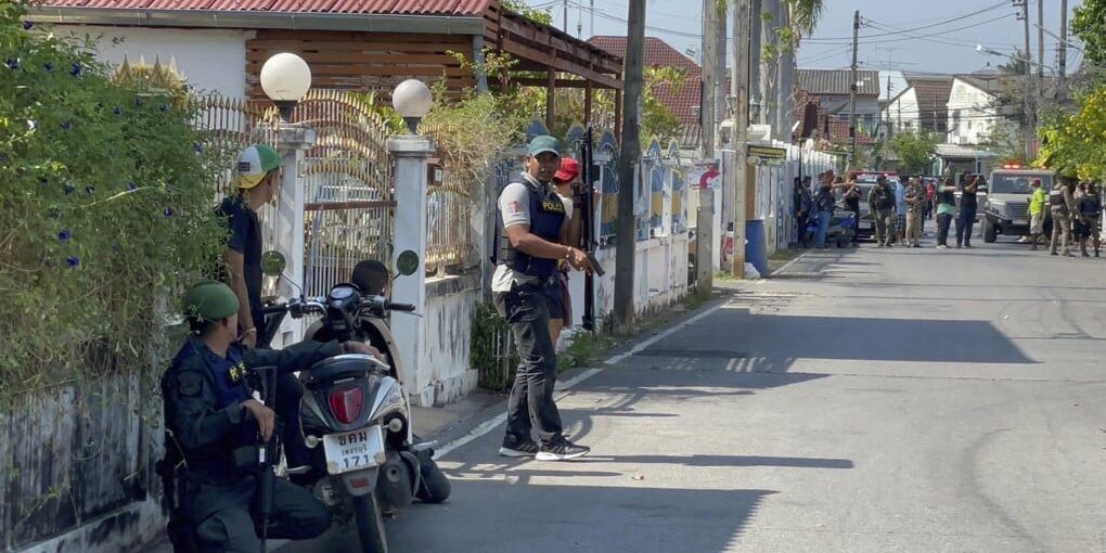 Penembak bersenjata menewaskan 3 orang di Thailand Selatan