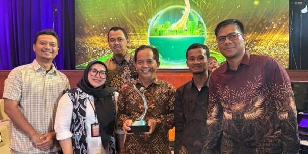 Indah Kiat Pulp & Paper Tbk Tangerang raih Proper Hijau Kementerian Lingkungan Hidup 

