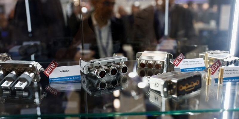 Permintaan tinggi elektronik equipment Amphenol