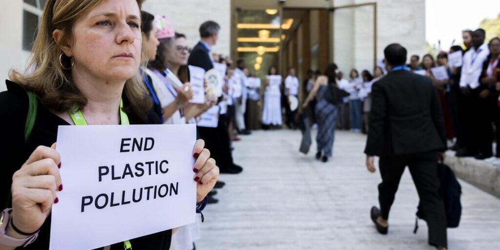 Perjanjian Polusi Plastik Terkendala