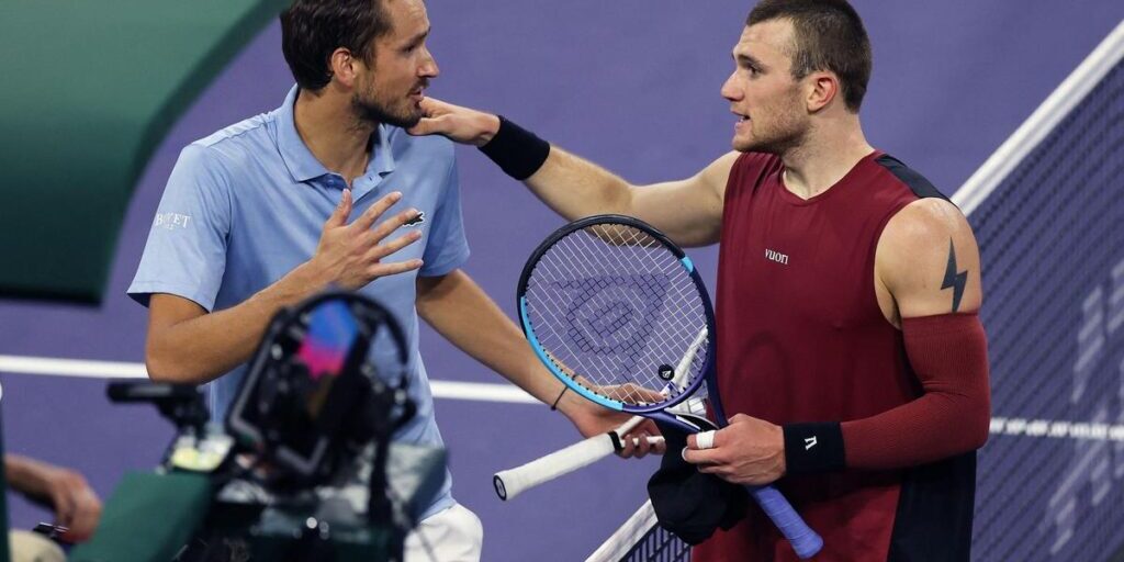 Perselisihan Daniil Medvedev dengan Jack Draper memicu kontroversi 