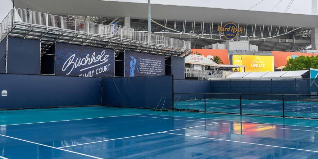 Pertandingan dibatalkan karena hujan