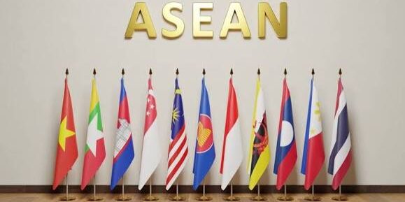 Pertemuan Menteri Luar Negeri ASEAN di Manila