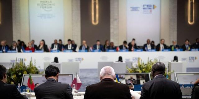 Pertemuan di Davos