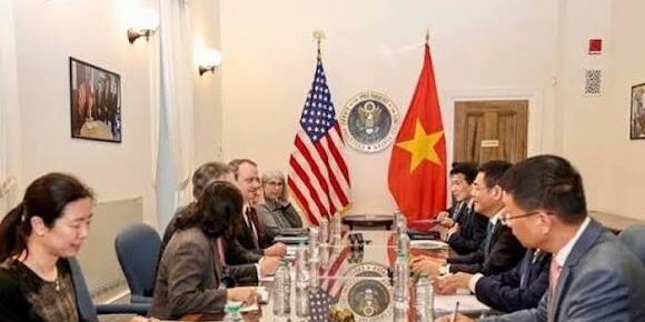 Perundingan Dagang Vietnam dengan AS