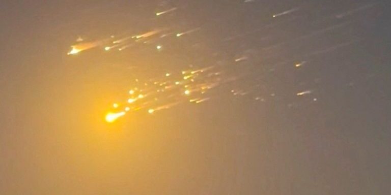 Pesawat luar angkasa Starship SpaceX meledak di luar angkasa