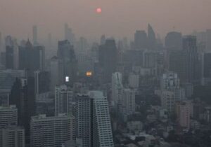Polusi Menyelimuti Kota Bangkok