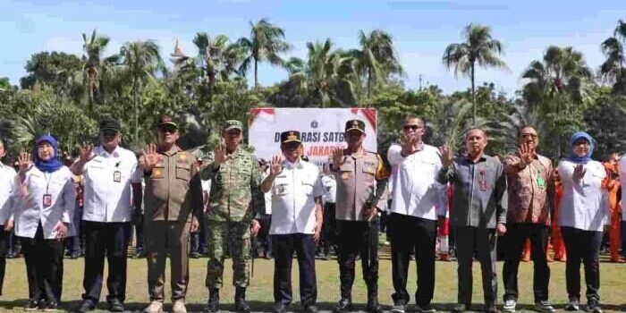 Gubernur Pramono saat resmikan deklarasi Satgas Jaga Jakarta di Balai Kota untuk memperkuat keamanan Ibu Kota. 


