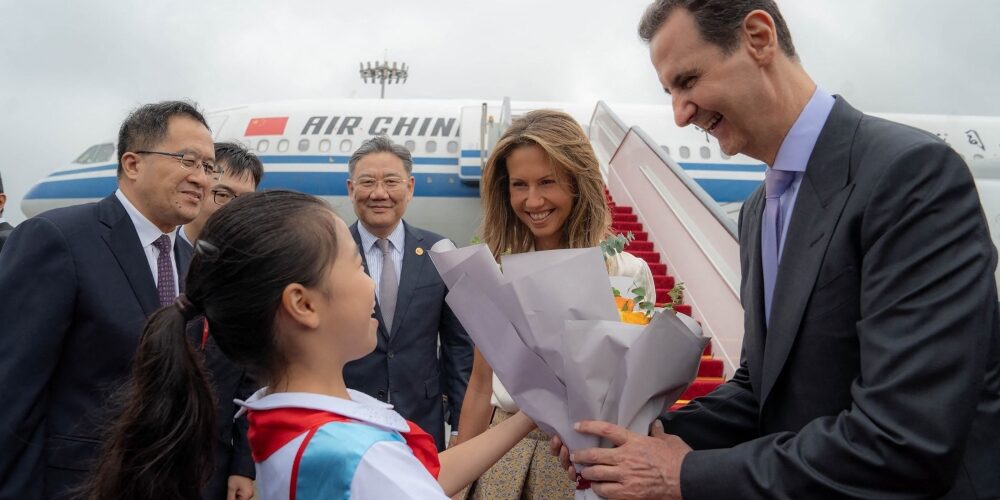 Presiden Bashar al-Assad berkunjung ke China.