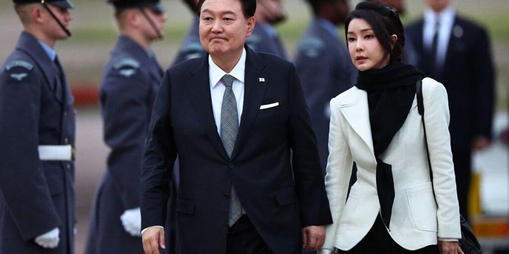 Presiden Korsel Yoon Suk Yeol dan Ibu Negara Kim Keon Hee