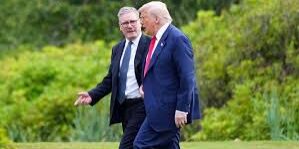 Presiden Trump bersama PM Keir Starmer
