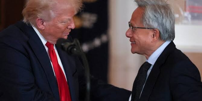 Presiden Trump dengan CEO Nvidia Jensen Huang