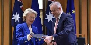 Presiden UE Ursula von der Leyen  dengan PM Australia Anthony Albanese