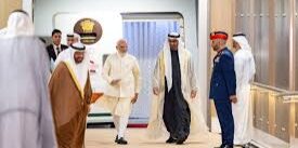 Presiden UEA Mohamed bin Zayed Al Nahyan menyambut PM India Narendra Modi.