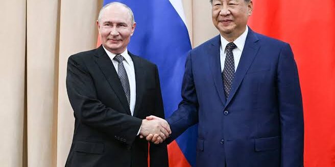 Presiden Vladimir Putin bertemu Presiden Xi Jinping