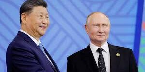 Presiden Xi Jinping bersama Presiden Vladimir Putin