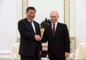 Presiden Xi Jinping bertemu Presiden Vladimir Putin