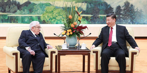 Presiden Xi Jinping bertemu Henry Kissinger