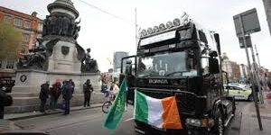 Protes BBM Ganggu Irlandia