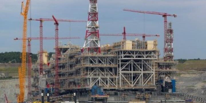 Proyek LNG-2 Arktik Rusia