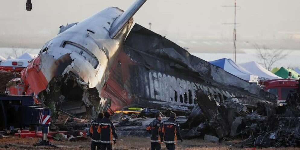 Puing Pesawat Jeju Airlines yang mengalami kecelakaan