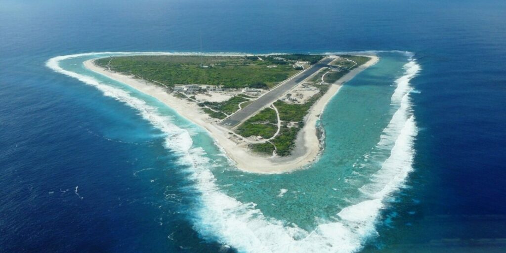 Pulau Terpencil di Pasifik, Minamitorishima