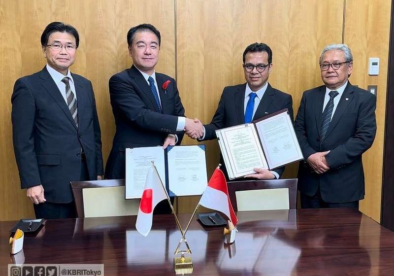 Kementerian Komunikasi dan Informatika (Kominfo) RI dengan Kementerian Dalam Negeri dan Komunikasi (MIC) Jepang menandatangani Memorandum Kerja Sama (MKS) tentang Kerja Sama di Bidang Teknologi Informasi dan Komunikasi (TIK). 