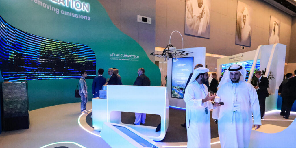 Raksasa Minyak Teluk berusaha kurangi emisi