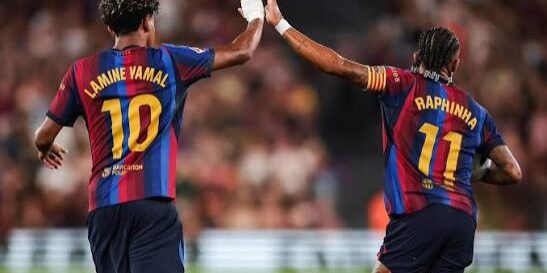 Raphinha dan Lamine Yamal dari Barcelona