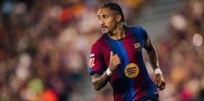 Raphinha sebagai penyerang tengah di Barcelona