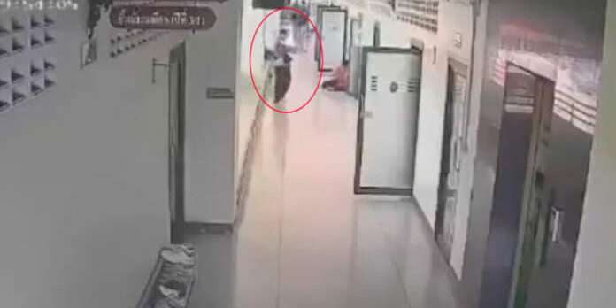 Rekaman CCTV Pelaku Penembakan di Sekolah Thailand