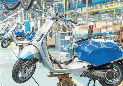 Robot Kilo di pabrik Vespa Piaggio