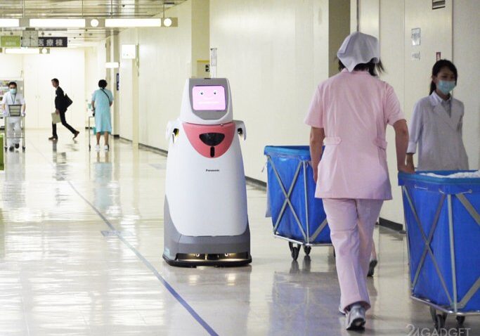 Robot mengantar obat di rumah sakit