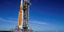 Roket Raksasa Space Launch System (SLS)