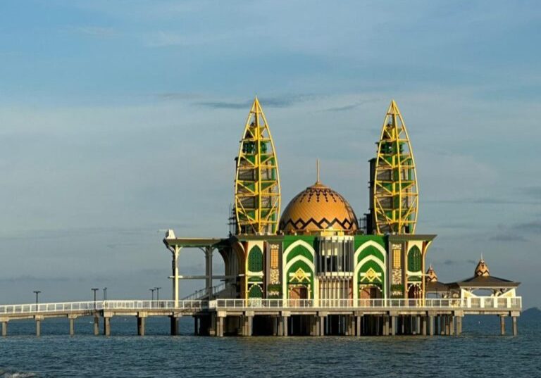 Masjid Apung Ziyadatul Abrar