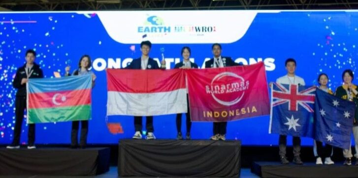 Tim Sinarmas World Academy juara 1 dalam Future Innovator Junior

