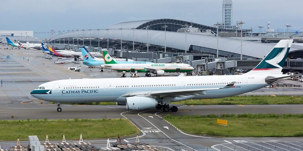 Saham Maskapai Penerbangan Asia Turun