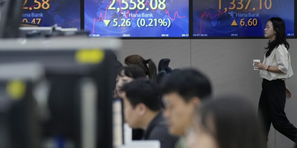 Saham di Asia menguat