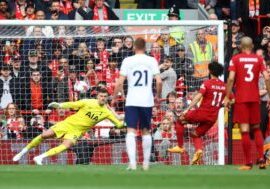 Salah mencetak gol untuk Liverpool