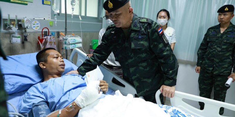 Salah satu tentara Thailand korban ranjau darat Kamboja