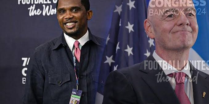 Samuel Eto'o dengan Gianni Infantino